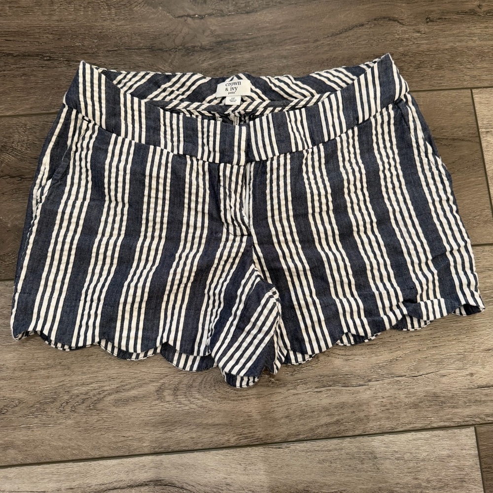 Crown and Ivy - Striped Shorts - Navy and White - Scalloped Hem